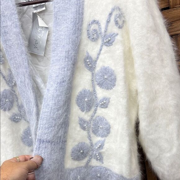 BNWT Vintage Lady Monica Angora Ivory and Light Blue Floral Cardigan - Picture 2 of 5